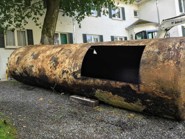 Camion de service Scaillet Tank Control sur site